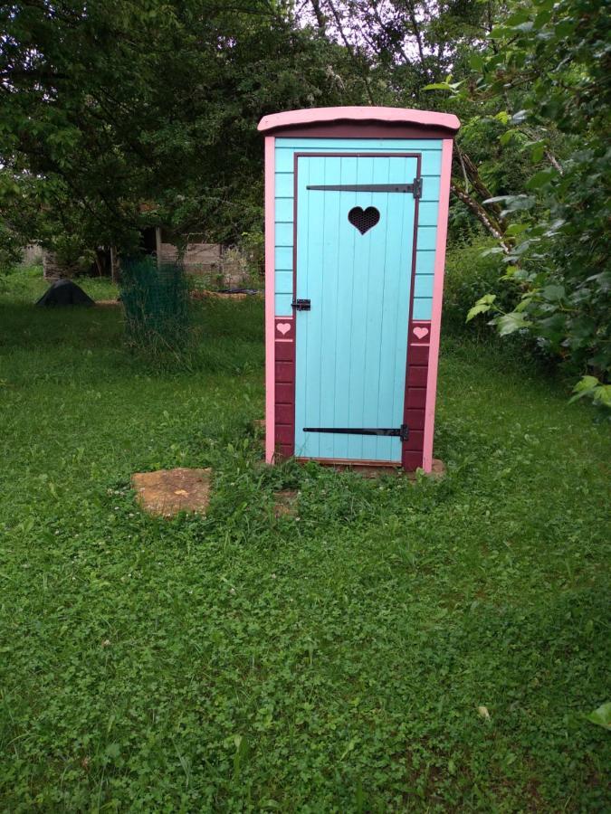 Les Roulottes Otel Pouilly-sur-Vingeanne Dış mekan fotoğraf